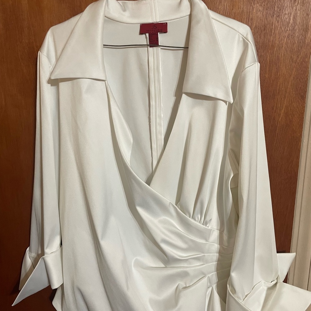 Women’s Blouse